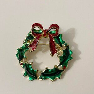 Vintage Christmas Holly Wreath Brooch Pin